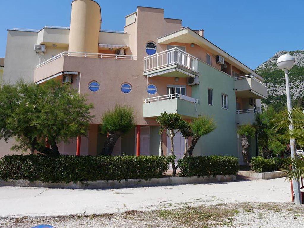 Apartment Iva Klek Bilik gambar